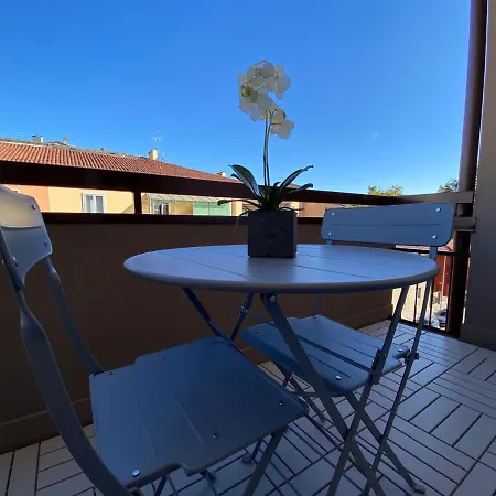 Vittoria Appartement *